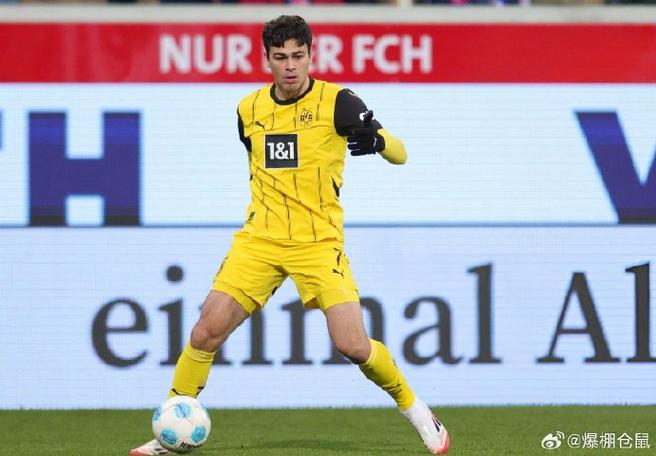 Nhạc Quẩy